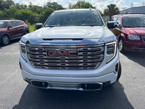 Used 2023 GMC Sierra 1500 Denali w/ Denali Reserve Package AWD/4WD image 2