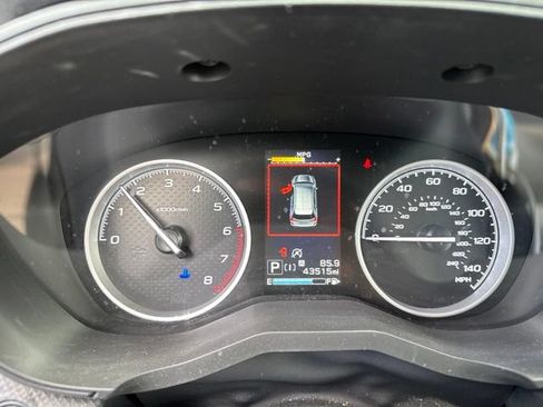Used 2019 Subaru Forester Premium AWD/4WD image 2
