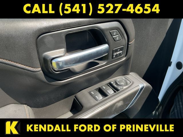 Used 2021 GMC Sierra 2500 AT4 w/ AT4 Premium Plus Package AWD/4WD image 10