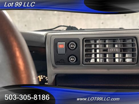 Used 1996 Chevrolet Blazer LT image 15