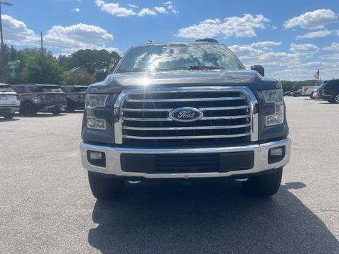Used 2017 Ford F150 XLT w/ Equipment Group 302A Luxury AWD/4WD image 2