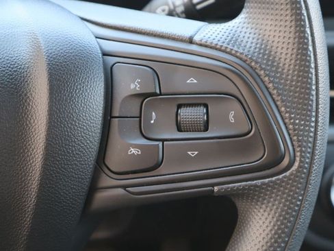 Used 2026 Buick Envista Preferred FWD image 13