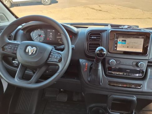 New 2025 RAM ProMaster 2500 w/ Convenience Group FWD image 12