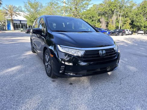 Used 2024 Honda Odyssey Touring image 8