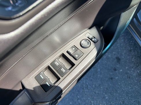 Used 2013 Acura ILX Hybrid w/ Technology Package image 20