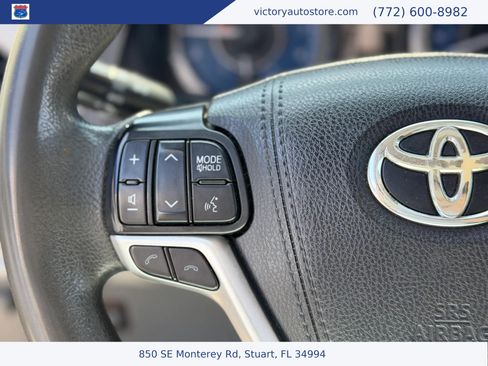 Used 2019 Toyota Sienna LE FWD image 25