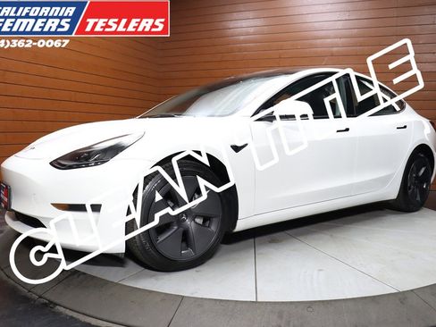 Used 2023 Tesla Model 3 Standard Range RWD image 1