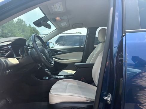 Used 2022 Buick Encore GX Select FWD image 9