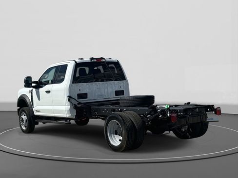 New 2026 Ford F550 2WD Supercab Super Duty w/ XLT Value Package image 6