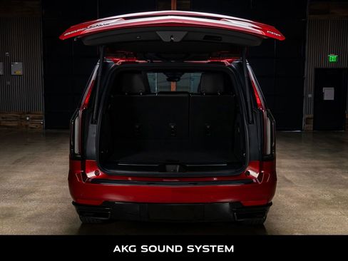 Used 2021 Cadillac Escalade Sport w/ Driver Assist Tech Package image 8