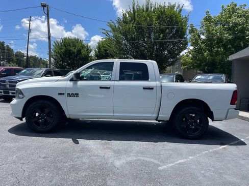 Used 2018 RAM 1500 Express w/ Express Value Package RWD image 8