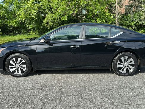 Certified 2023 Nissan Altima 2.5 S FWD image 25