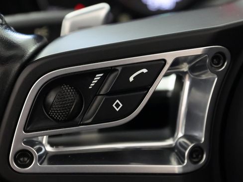 Used 2018 Porsche 911 Turbo image 27