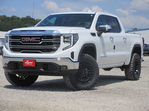 New 2026 GMC Sierra 1500 SLT w/ SLT Convenience Package AWD/4WD image 9