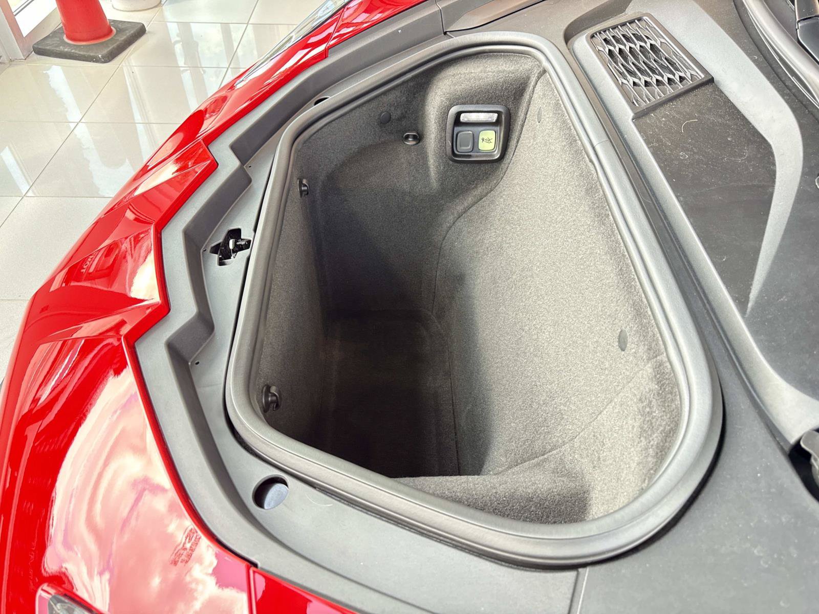 Used 2025 Chevrolet Corvette Z06 RWD image 35