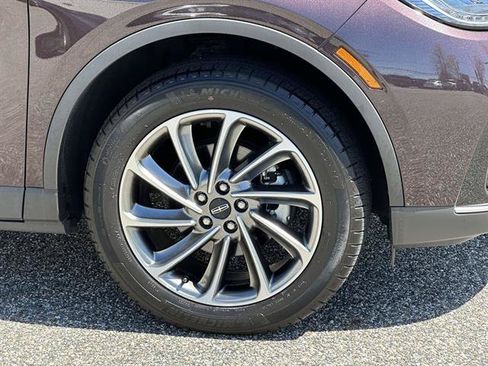 Certified 2023 Lincoln Corsair AWD w/ Equipment Group 101A image 28