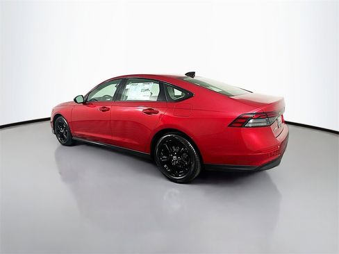 New 2025 Honda Accord SE image 9