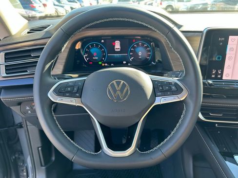 New 2026 Volkswagen Atlas SE FWD image 23