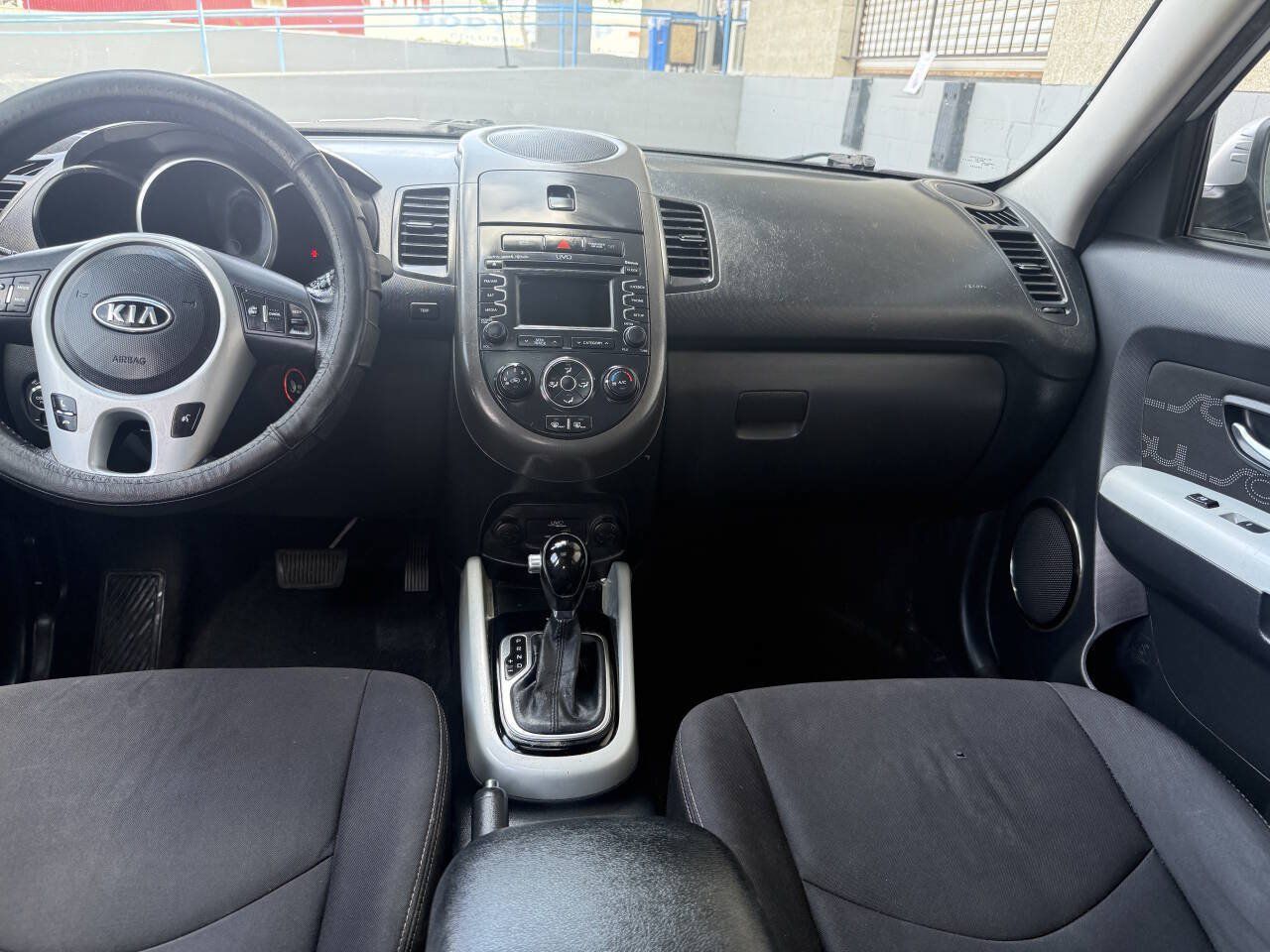 Used 2012 Kia Soul + w/ Audio Pkg FWD image 7