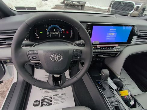 New 2026 Toyota Camry SE w/ Multimedia Upgrade Package image 28
