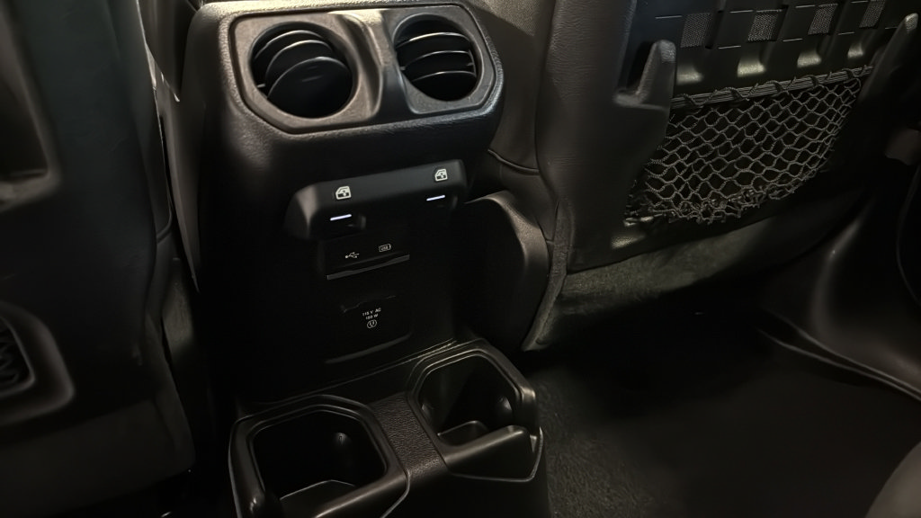 Used 2019 Jeep Wrangler Unlimited Rubicon w/ Steel Bumper Group AWD/4WD image 26
