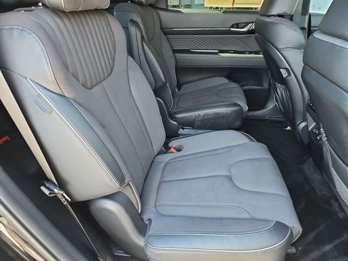 Used 2025 Hyundai Palisade Calligraphy AWD/4WD image 17