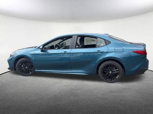 New 2026 Toyota Camry SE image 6