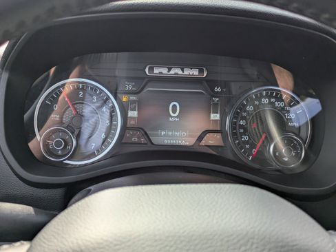 Used 2024 RAM 2500 Big Horn w/ Night Edition image 17