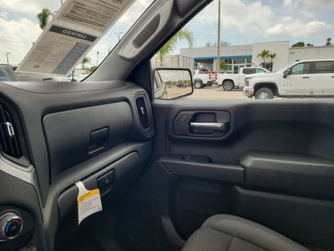 Certified 2023 Chevrolet Silverado 1500 Custom image 26
