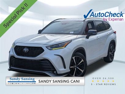 Used 2022 Toyota Highlander XSE