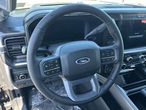 New 2025 Ford F250 Lariat w/ Lariat Ultimate Package image 17