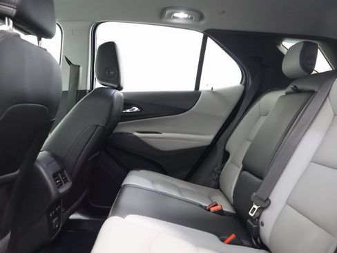 Used 2019 Chevrolet Equinox Premier image 25