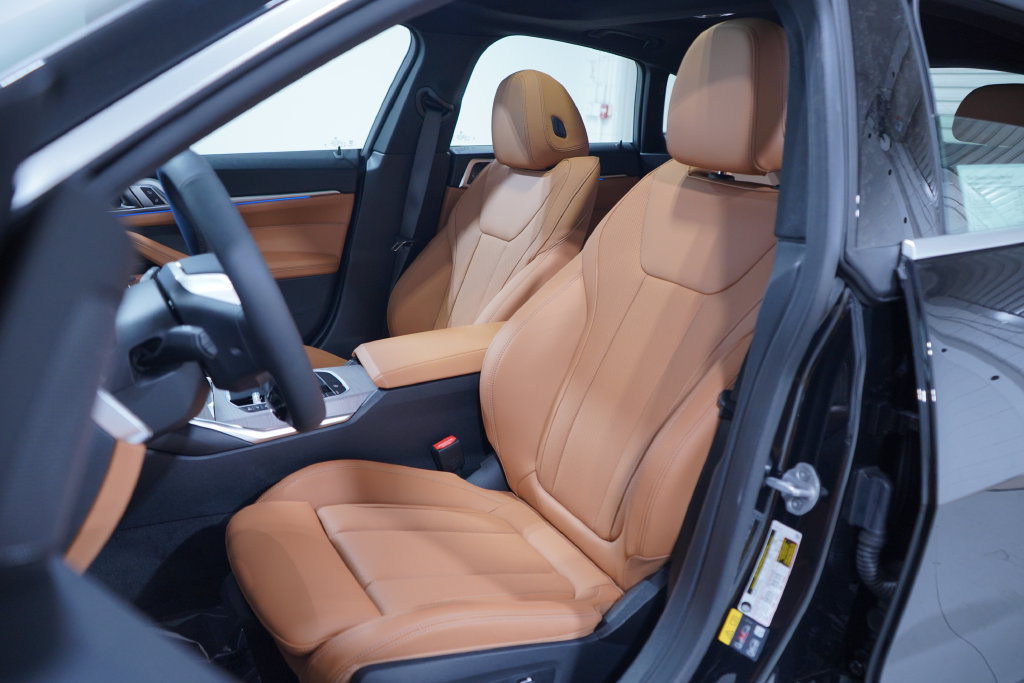 New 2026 BMW i4 xDrive40i w/ Premium Package AWD/4WD image 7