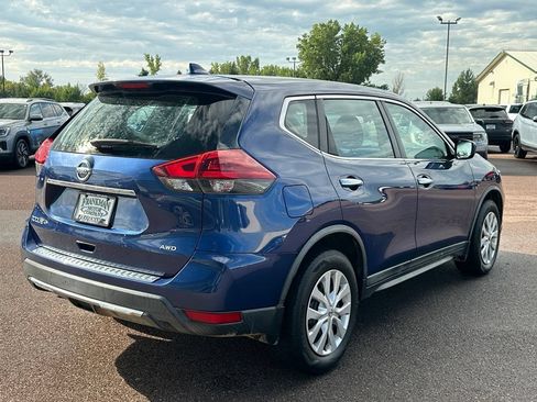 Used 2018 Nissan Rogue S AWD/4WD image 6