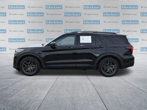 Used 2025 Ford Explorer ST AWD/4WD image 8