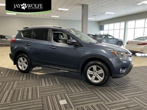 Used 2014 Toyota RAV4 XLE image 1
