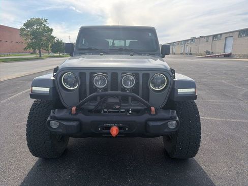 Used 2023 Jeep Gladiator Sport AWD/4WD image 2