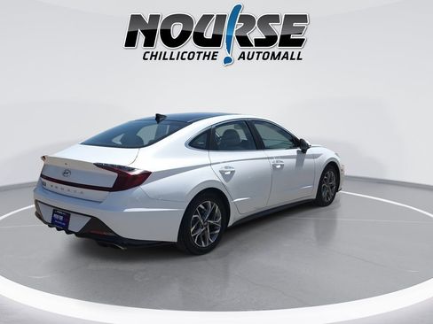 Used 2023 Hyundai Sonata SEL w/ Convenience Package FWD image 8