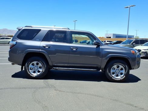 Used 2023 Toyota 4Runner SR5 Premium AWD/4WD image 8