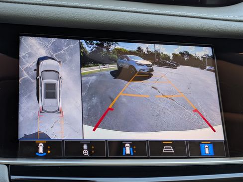 Used 2023 Cadillac XT5 Premium Luxury w/ Technology Package FWD image 31