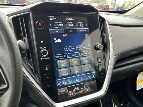 Used 2024 Subaru Crosstrek 2.0i Premium image 19