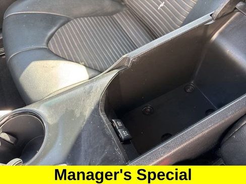 Used 2020 Toyota Camry SE image 22