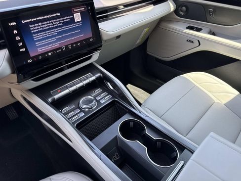 New 2026 Lincoln Nautilus Premier w/ Equipment Group 102A AWD/4WD image 24