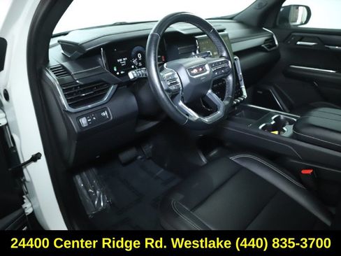 Used 2024 GMC Acadia Elevation FWD image 17
