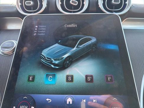 Used 2022 Mercedes-Benz C 300 4MATIC Sedan image 33