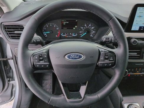 Certified 2022 Ford Escape SE w/ Convenience Package image 9