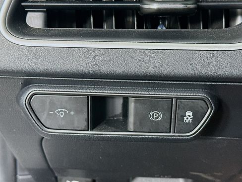 Used 2025 Kia K4 FWD image 17