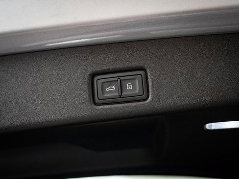 New 2025 Audi Q5 Premium Plus image 19