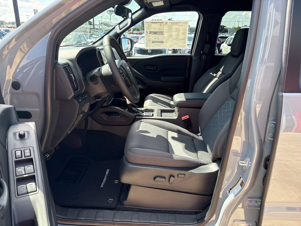 New 2026 Nissan Frontier SV w/ SV Convenience Package AWD/4WD image 9