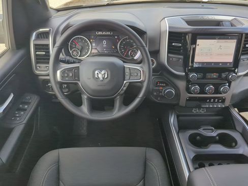 New 2026 RAM 1500 Express AWD/4WD image 14
